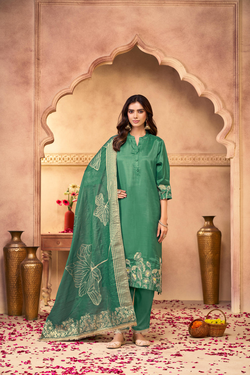 Teal Floral Embroidered Kurta Set with Organza Dupatta